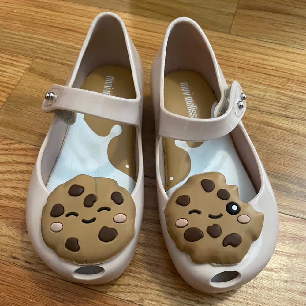 Mini Melissa Kids Cookie Face Dress Shoes - Cream and Brown